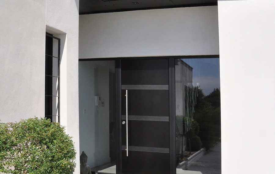 Notre gamme de portes d'entrée en ALU CLASSIQUE et CONTEMPORAINE à Meaux